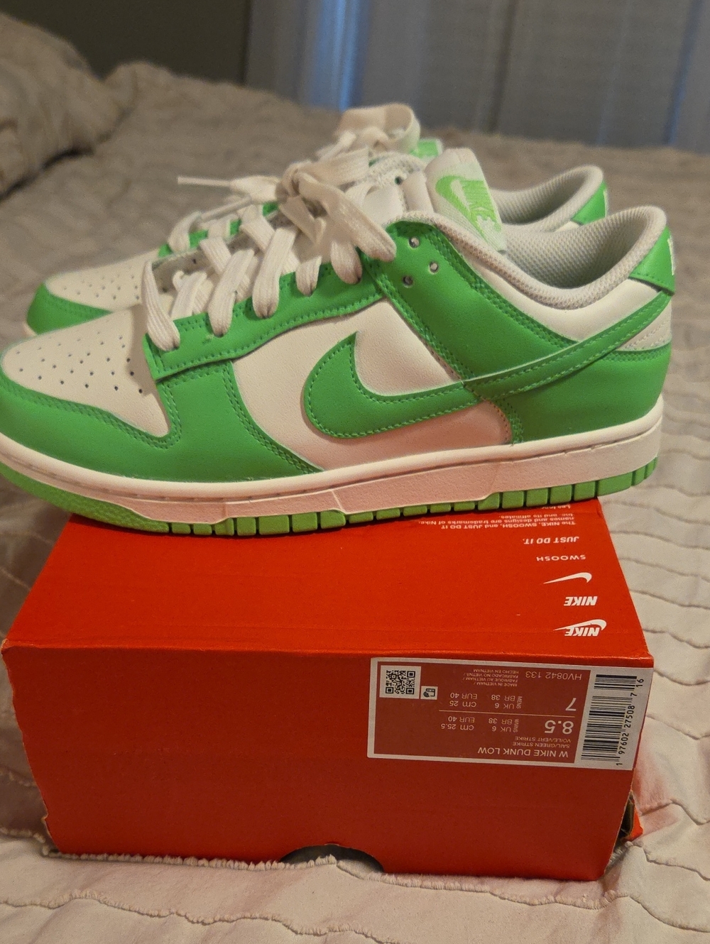Brand NEW Nike Dunk Low in White and Green